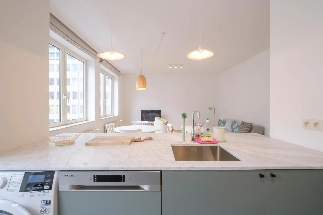 Lumineux Appartement 2 Chambres Entre Le Chatelain Et L'Avenue Louise Брюссель Бельгия