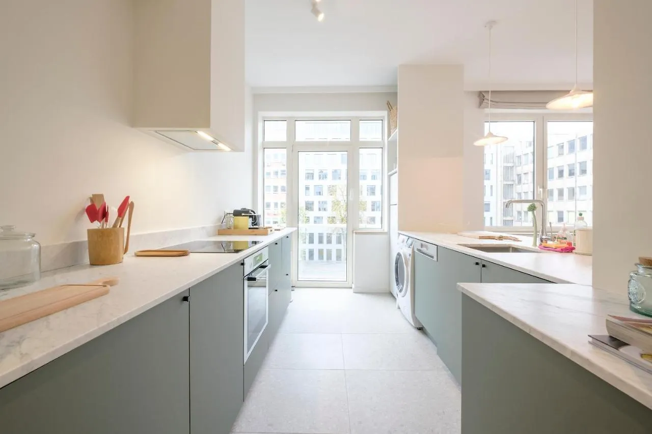 Lumineux Appartement 2 Chambres Entre Le Chatelain Et L'Avenue Louise Брюссель Бельгия
