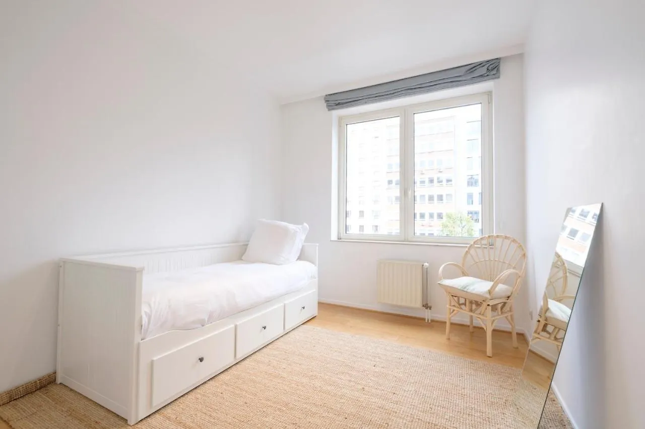 Lumineux Appartement 2 Chambres Entre Le Chatelain Et L'Avenue Louise Брюссель Апартаменты